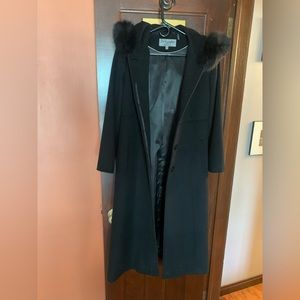 Forecaster of Boston Platinum Fox-Fur Hood Black Coat Size 2